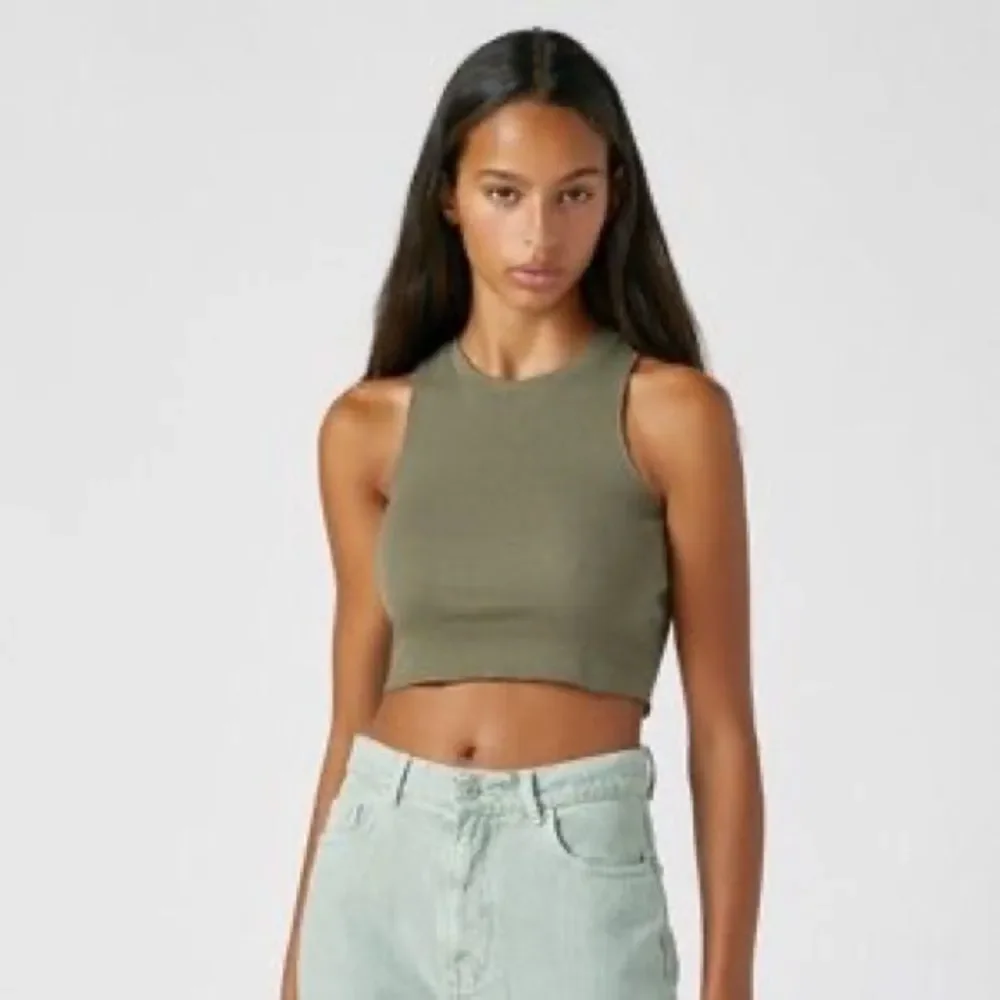 Pull&Bear Green Cropped - Picture 2 of 5